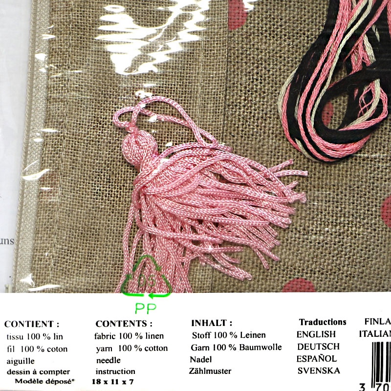 Le Bonheur des Dames Petit Point Pouch Samplers 9012 1 27d20437-001a-4d39-8caa-0e90e97d7d83