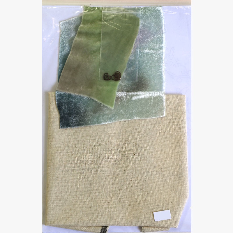 Taetia McEwen Velvet Wreath Evensong 1 d07da0c3-807b-4271-b1e8-31d64855a2af