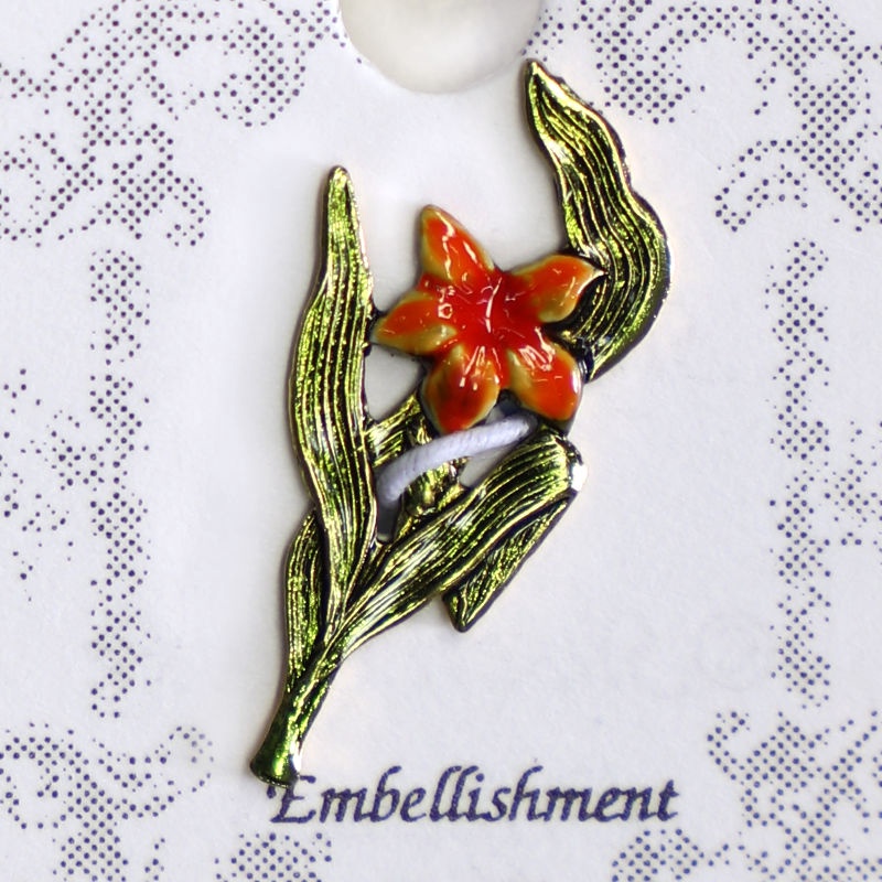 Susan Clarke Charm 724 Flower 1 7cb18ec4-65cf-4400-98e6-2889e2070b29