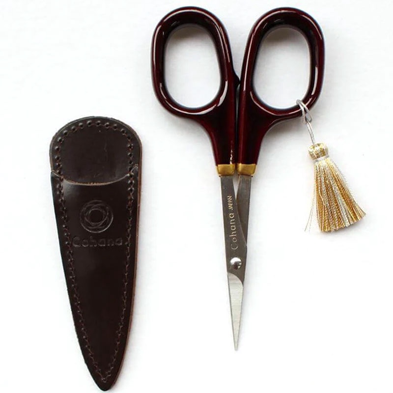 Cohana Small Scissors with Gold Laquer Art Brown
