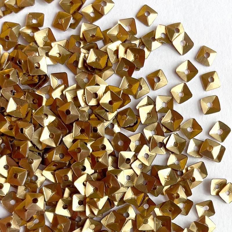 Colour Streams Sequins Square S279 5mm Gold