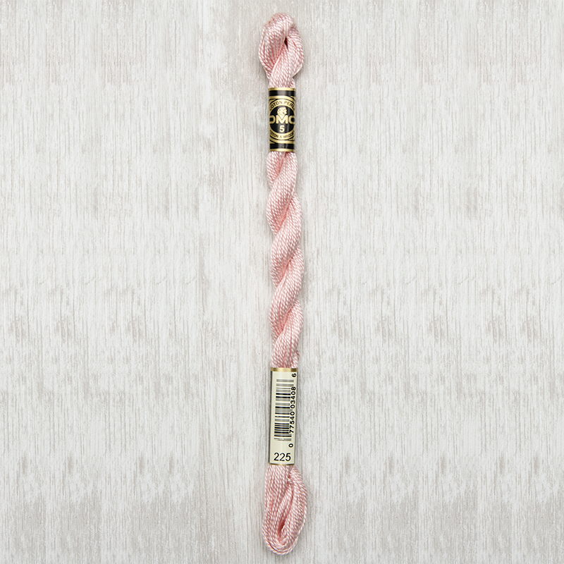 DMC Perle #5 0225 Ultra Very Light Shell Pink