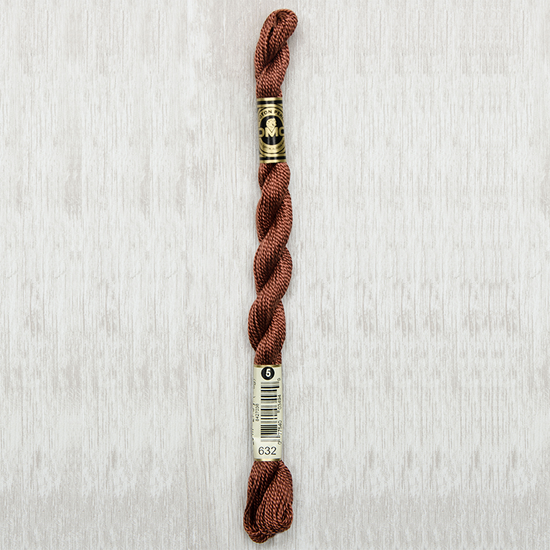 DMC Perle #5 0632 Ultra Very Dark Desert Sand