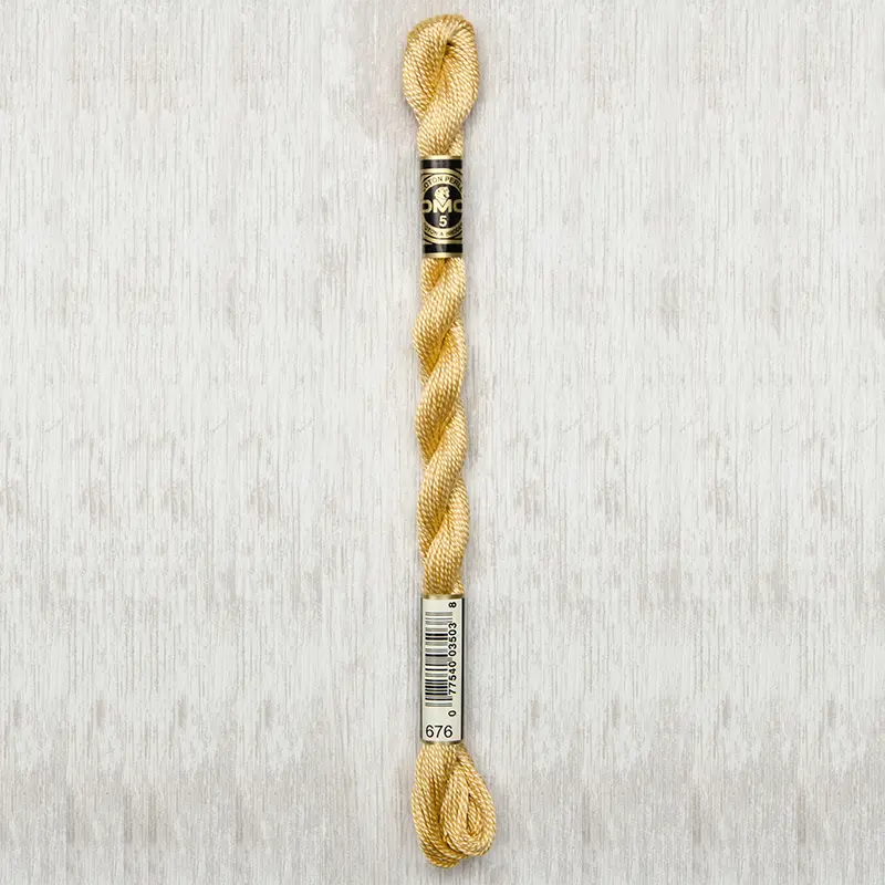 DMC Perle #5 0676 Light Old Gold