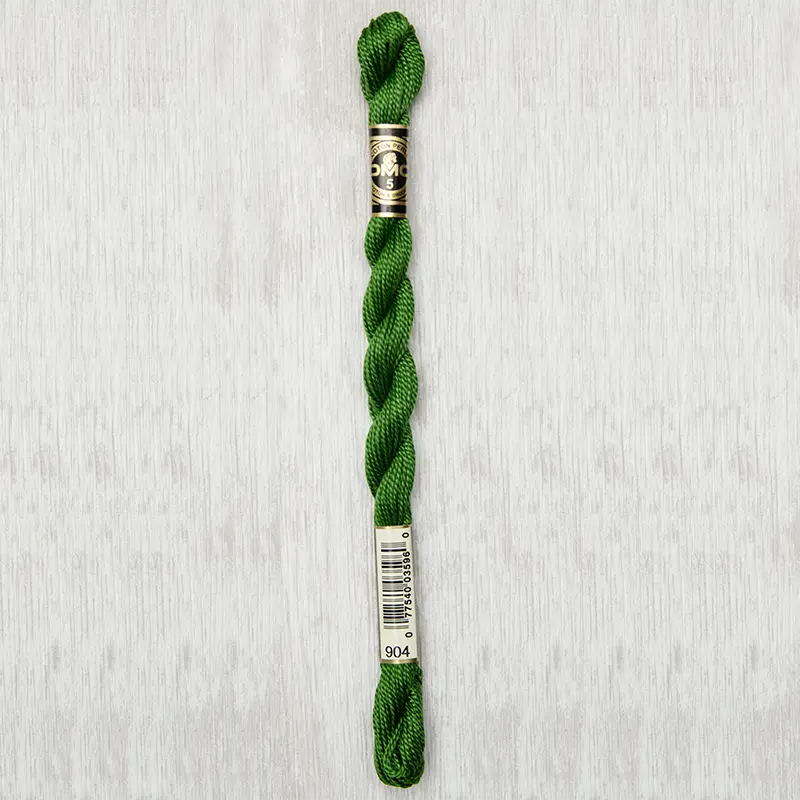 DMC Perle #5 0904 Very Dark Parrot Green