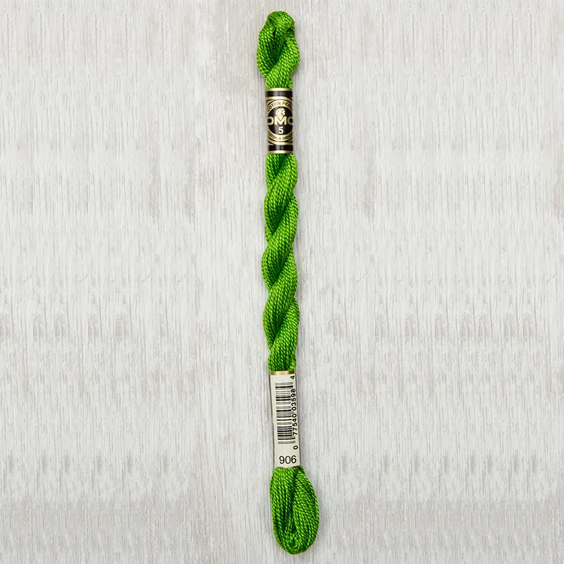 DMC Perle #5 0906 Medium Parrot Green