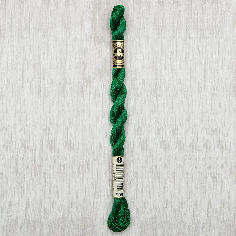 DMC Perle #5 0909 Very Dark Emerald Green