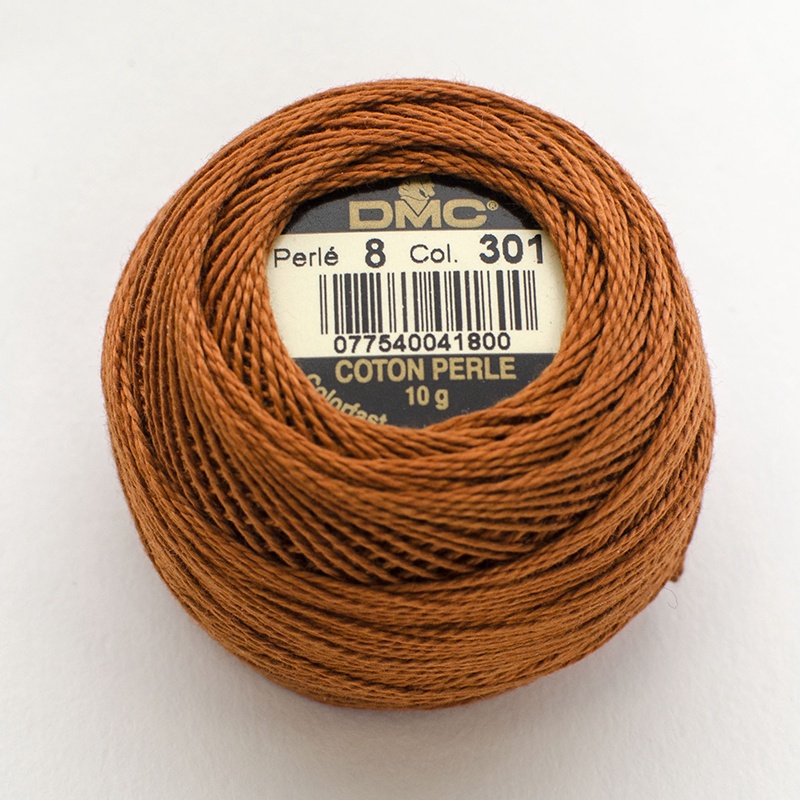 DMC Perle #8 0301 Medium Mahogany