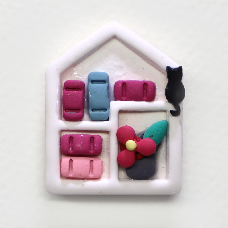 Modern Threads Needle Minders Book Case