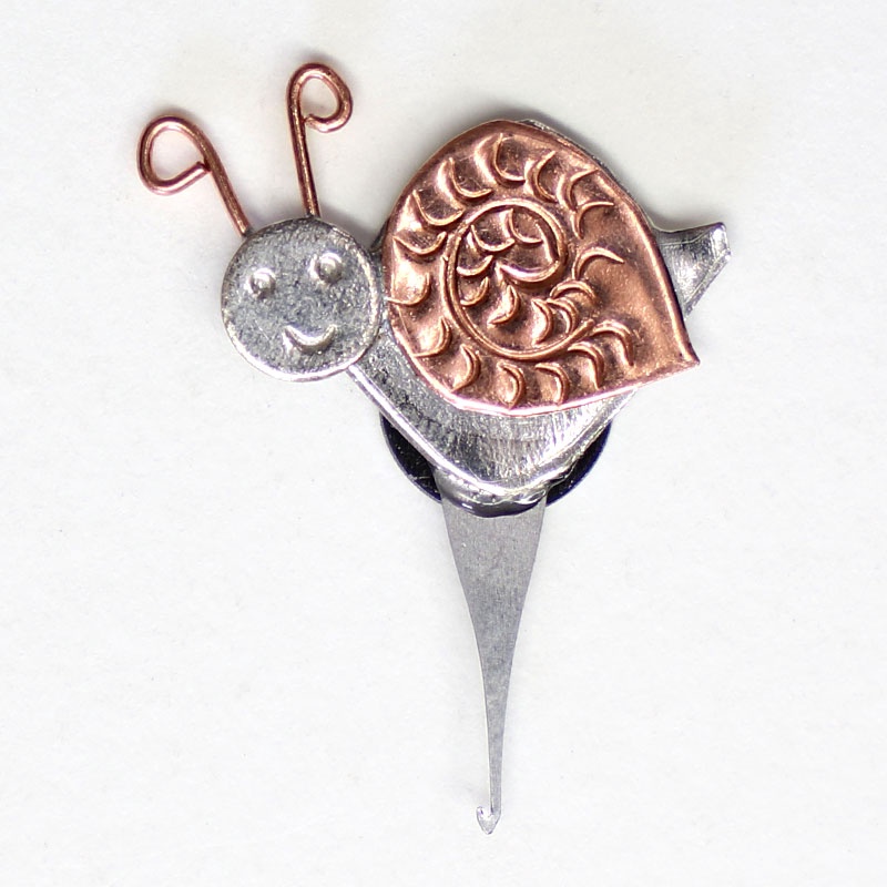 Puffin & Co Micro Needle Threader Happy Snail