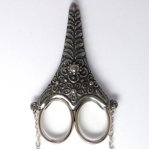 [simplyscissorsrococcochatelaine] Simply Scissors Rococco Chatelaine